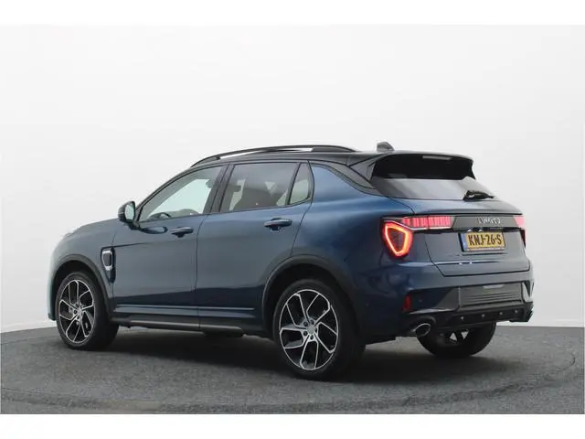 Lynk & Co 01 1.5  Plug-in Hybrid 360° Camera, Panoramadak, Apple Carplay, ACC, Keyless, PDC, LED, 20...