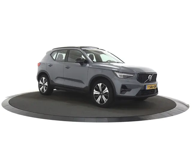 Volvo XC40 1.5 T5 Recharge Inscription Trekhaak / Panoramadak / Navigatie