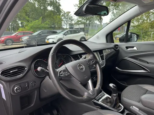 Opel Crossland X