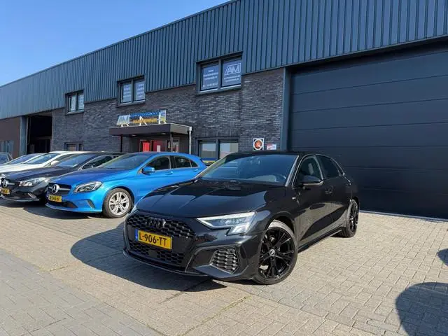 Audi A3 Sportback 30 TFSI S edition | 1E EIGENAAR | 3/6/12MND GARANTIE| LED | DAB | CARPLAY | NAVI |...