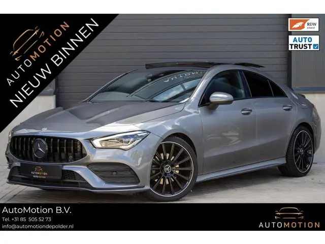 Mercedes-Benz CLA-klasse 180 Premium Plus AMG PANO MEMORY HUD STOELVERWARMING CAMERA DIFFUSER BURMES...