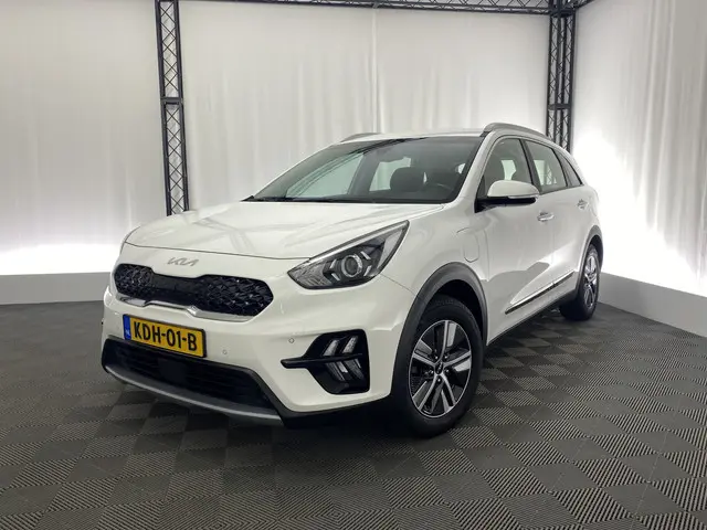 Kia Niro 1.6 GDi PHEV DynamicLine | Trekhaak | CarPlay | Navi | ACC | Stoel/Stuur Verw. | Camera |