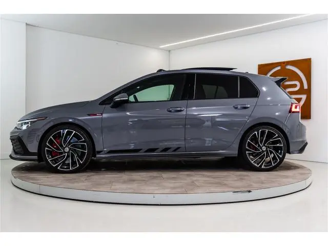 Volkswagen Golf 2.0 TSI GTI Clubsport 301 PK | IQ | Pano | Sfeer | Harman | Leder | BOMVOL! 12 MND G...