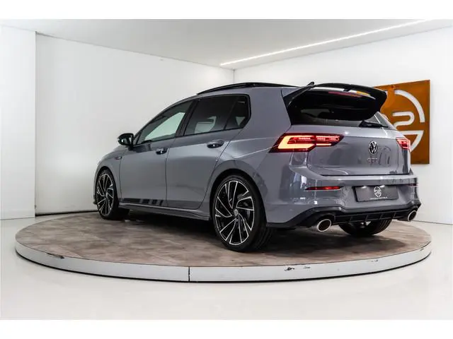 Volkswagen Golf 2.0 TSI GTI Clubsport 301 PK | IQ | Pano | Sfeer | Harman | Leder | BOMVOL! 12 MND G...