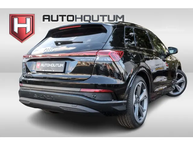 Audi Q4 e-tron 40 Advanced edition 77 kWh ACC, Head-up, Achteruitrijcamera