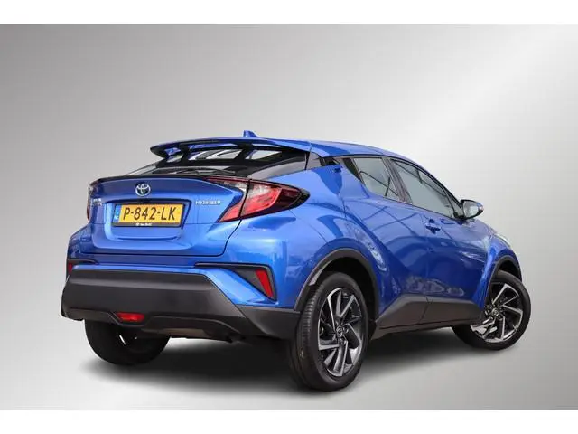 Toyota C-HR 1.8 Hybrid Dynamic, Apple Carplay / Android Auto, Navi, Keyless entry, Adaptieve cruise...