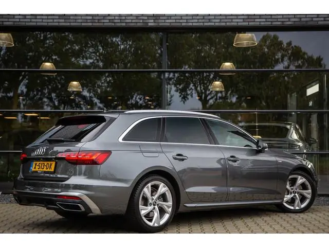 Audi A4 Avant 40 TFSI S edition , Adap. cruise, Navigatie, Apple carplay,