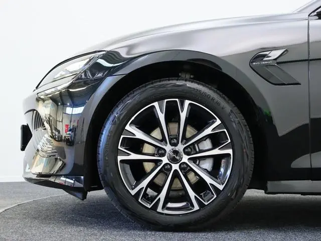 BYD SEAL