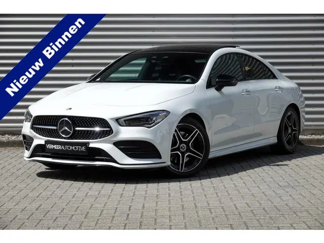 Mercedes-Benz CLA-klasse 200 Business Solution AMG | Pano | Memory | Camera | Carplay | Sfeer |