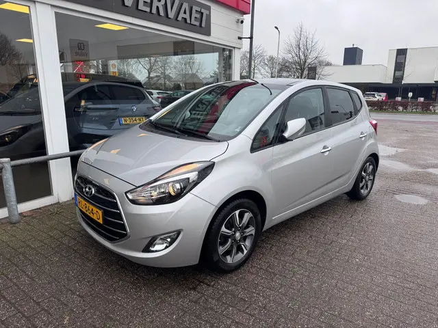Hyundai ix20 1.6i Premium