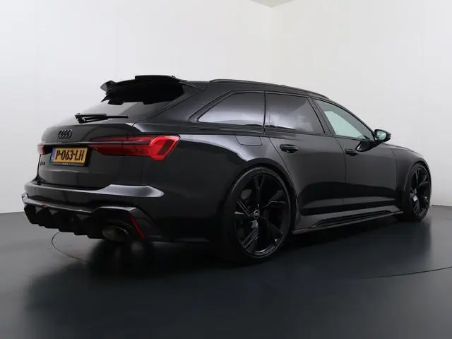 Audi A6 Avant RS 6 TFSI quattro Urban | 600 PK |  Keramisch | Pano | HUD |