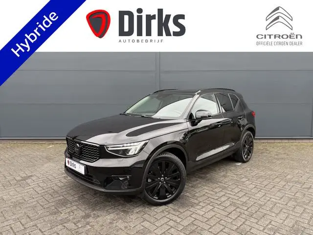Volvo XC40 1.5 T4 Plug-in hybrid Ultimate Dark (Elektrisch Schuifdak - Trekhaak - Harman/Kardon - Le...