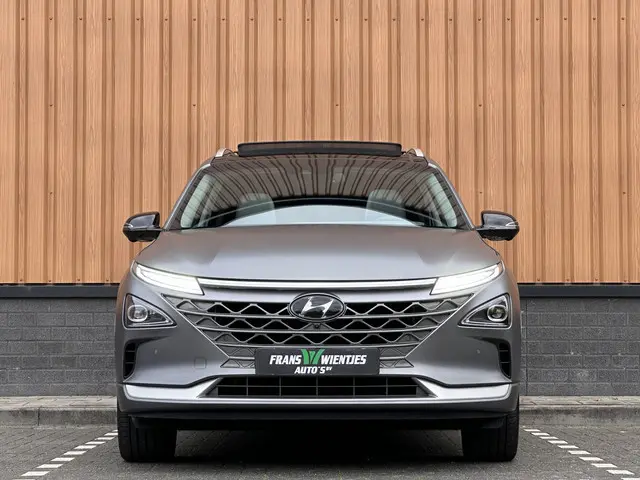 Hyundai NEXO FCEV Plus Pack | Matt Grijs | Panoramadak | 360° Camera | Stoelventilatie | Stuurwiel V...