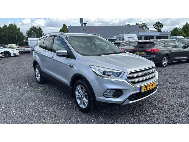 FORD KUGA 1.5 150 pk Titanium X Trekhaak, apple carplay, autom airco, lederen bekl.