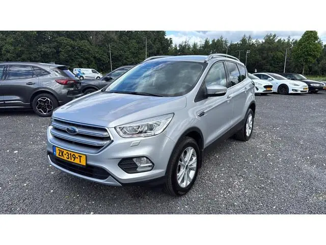 FORD KUGA 1.5 150 pk Titanium X Trekhaak, apple carplay, autom airco, lederen bekl.