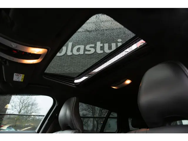 Volvo V60 2.0 T4 Business Sport / Rdesign , Panoramadak, Trekhaak,