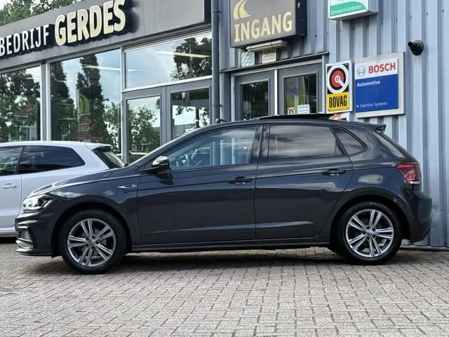 Volkswagen Polo 1.0 TSI Highline Business R | PANO | BEATS | CAMERA | FULL LED | CARPLAY | NAVI |