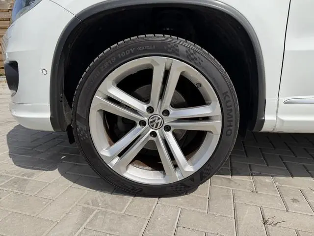 Volkswagen Tiguan 1.4 TSI R-Line Edition Pano l orginele R-line