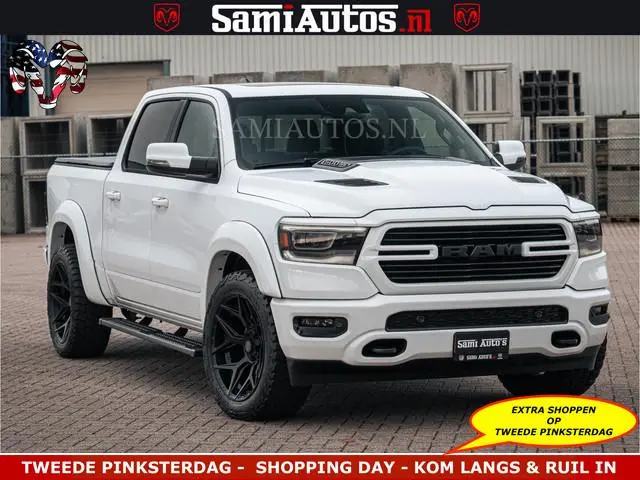Dodge RAM V8 5.7 402PK | LARAMIE SPORT |  Krachtige Hemi | Panorama Dak | 12' Scherm | LPG | Comfort...
