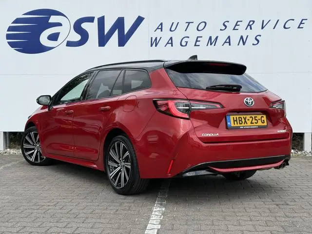 Toyota Corolla Touring Sports 2.0 Hybrid Team D | Trekhaak | ACC | CarPlay | Camera | Keyless | 17 i...