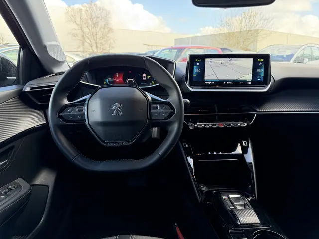 Peugeot e-208 BJR 2023 EV 136 PK Allure Pack 50 kWh 3-FASE | VIRTUAL DISPLAY | STOEL VERWARMING | LE...