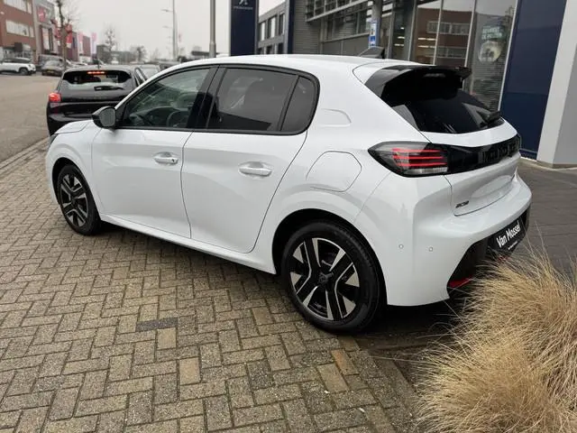 Peugeot 208 1.2 Hybrid 110 e-DCS6 Allure Vision Pack | BTW VRIJE WEKEN