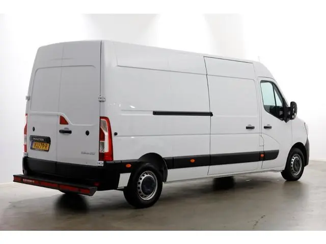 Renault Master T35 2.3 dCi 135pk L3H2 Comfort Airco/Navi/Camera 02-2021