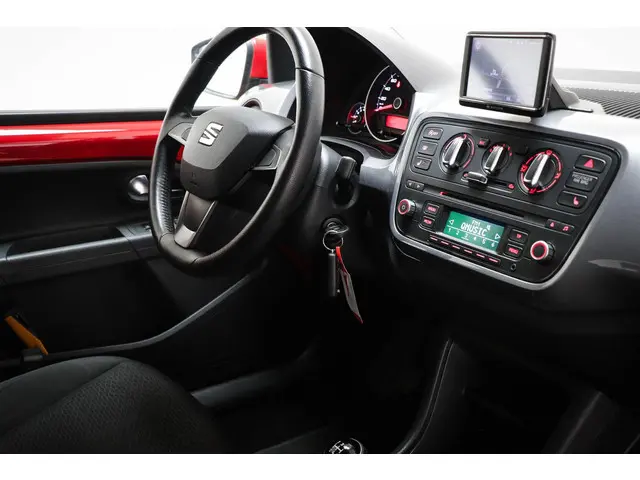 SEAT Mii 1.0 Sport Dynamic | AIRCO | STOELVERWARMING | NAVIGATIE | 15"