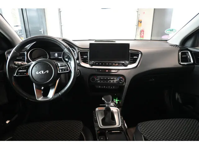 Kia XCeed 1.6 GDi PHEV DynamicPlusLine Automaat Navigatie Stuur/Stoelverwarming Goed Onderhouen! Inr...