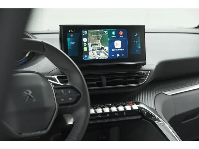 Peugeot 3008 1.6 HYbrid 225 Blue Lease Allure | Camera | Adaptieve Cruise Control | Dodehoekdetectie...