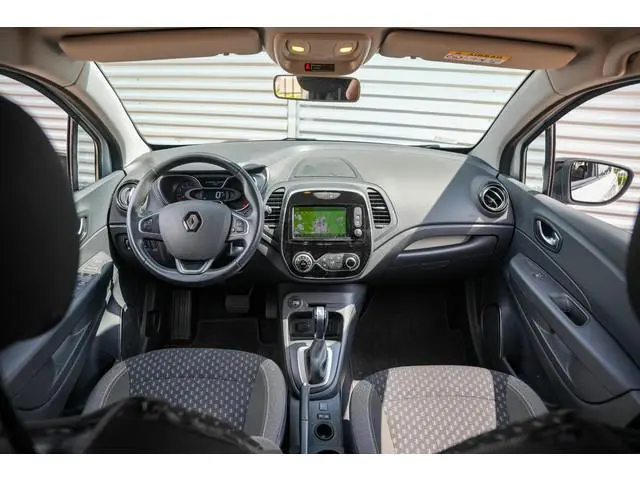 Renault Captur 1.3 TCe Intens Achteruitrijcamera parkeersensoren achter 17"L.M. Navi Mistlampen