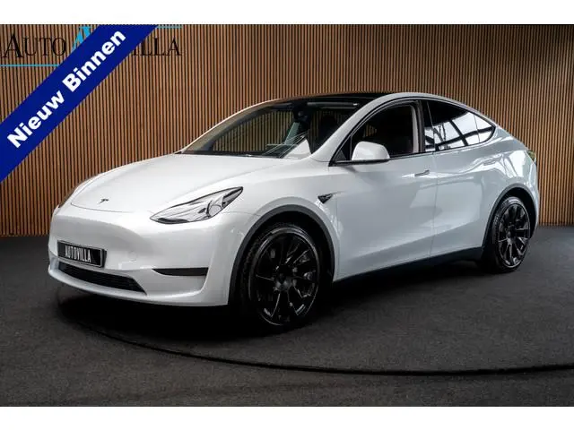 Tesla Model Y SOH: 95,8% Navi 360° Leer ACC Autopilot PDC Elektr. achterklep Stoelverwarmimg voor en...