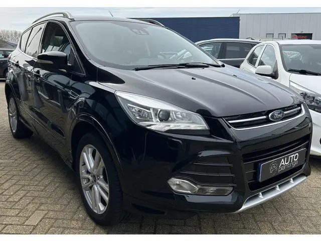Ford Kuga 1.5 Titanium Styling Pack | Zeer Nette Staat | 1e Eigenaar | NL AUTO | Trekhaak | Achterui...