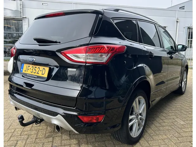 Ford Kuga 1.5 Titanium Styling Pack | Zeer Nette Staat | 1e Eigenaar | NL AUTO | Trekhaak | Achterui...
