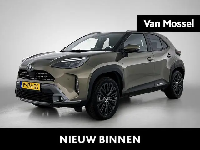 Toyota Yaris Cross 1.5 Hybrid Adventure | Camera | Trekhaak | Stoelverwarming | Navigatie
