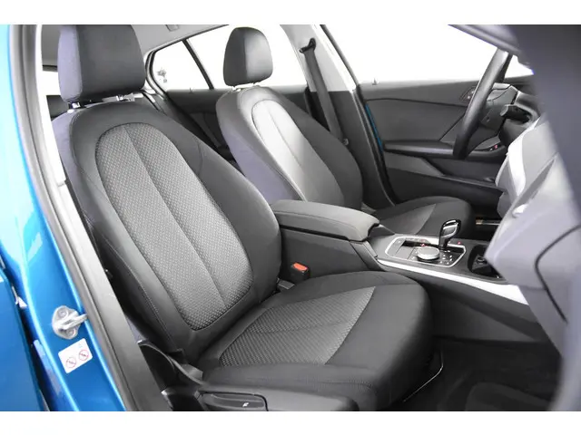 BMW 1-serie 116i *1ste Eigenaar*Navigatie*Stoelverwarming*PDC*