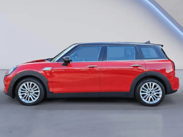 Mini Clubman 2.0 Cooper S Chili /Apple Carplay/Pano/H&K/HUD/Cruise Contr./Climate Contr./Stoelverw./...