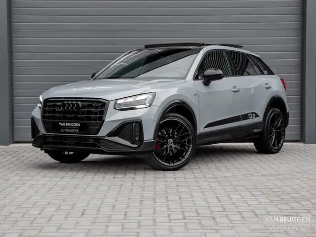 Audi Q2 35 TFSI S-Line Pano B&O Sfeer Keyless Camera 19" CarPlay ACC