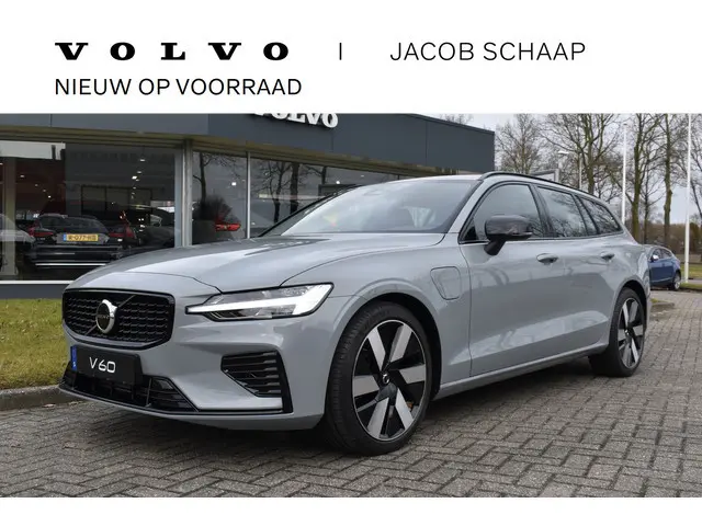 Volvo V60 T8 455PK Plug-in hybrid AWD Plus Perform. Ed. Dark | Polestar | 19"LMV | Leder | Blis | AC...