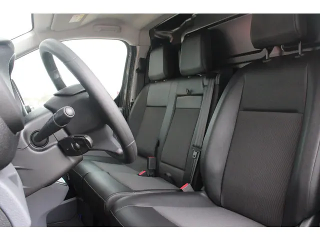 Peugeot e-Expert L2 ASPHALT 50 kWh | APPLE CARPLAY/ANDROID AUTO | DAB+ RADIO | 3-ZITS | AIRCO | CRUI...