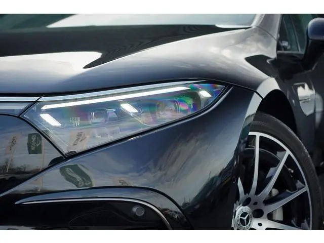 Mercedes-Benz EQS