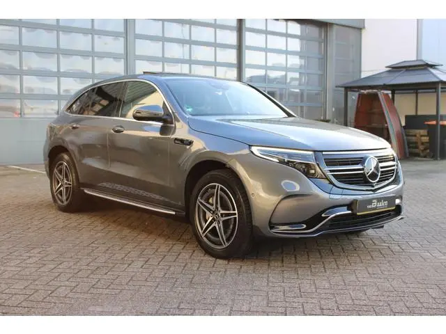 Mercedes-Benz EQC 400 4MATIC Premium Plus 80 kWh SOh 93% AMG LEER NAVI SCHUIFDAK 144000KM!!!