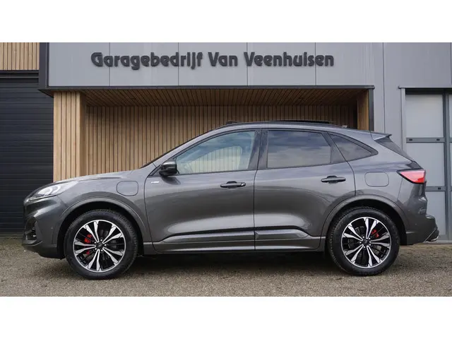 Ford Kuga 2.5 224pk PHEV ST-Line X Pano Dak 360-View B&O Trekhaak Stoel & Stuurverwarming HUD *Compl...