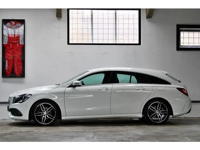 Mercedes-Benz CLA-klasse Shooting Brake 200 Ambition | AMG Line | Parkeersensoren | Garmin navigatie...