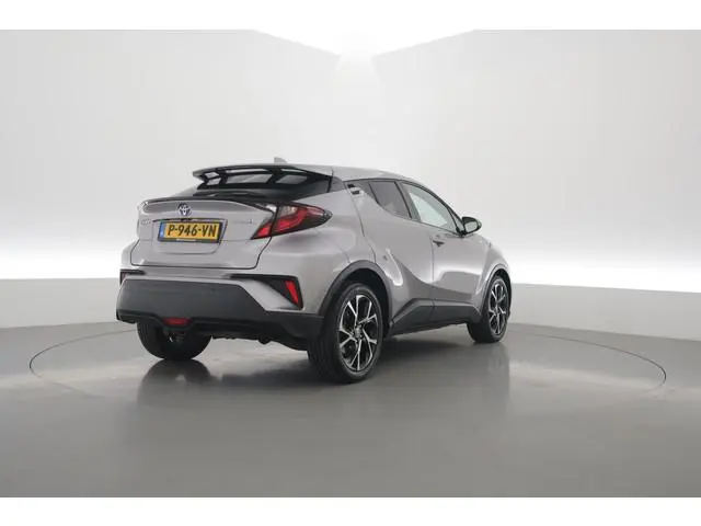 Toyota C-HR 1.8 Hybrid Executive | Rijklaar! | Cruise Contr. | Trekhaak | Camera | Keyless | Stoel-...