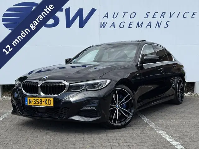 BMW 3-serie 330i M-Sport High Executive | Schuifdak | Trekhaak | ACC | Laser LED | 19 inch