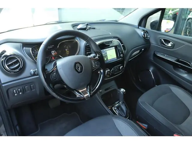 RENAULT CAPTUR 1.2 TCE DYNAMIQUE AUT. | CAMERA | KEY-LESS | PDC | LMV | NAVI