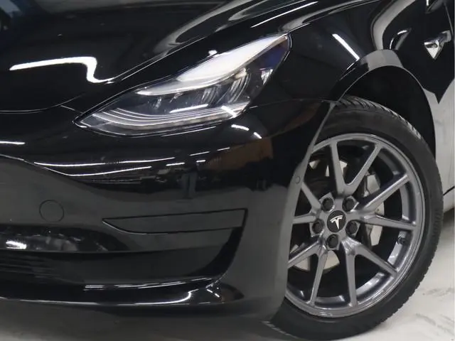Tesla Model 3 Standard RWD Plus 60 kWh [PANORAMADAK, STOELVERWARMING, NAVIGATIE, DODEHOEKDETECTIE, 1...
