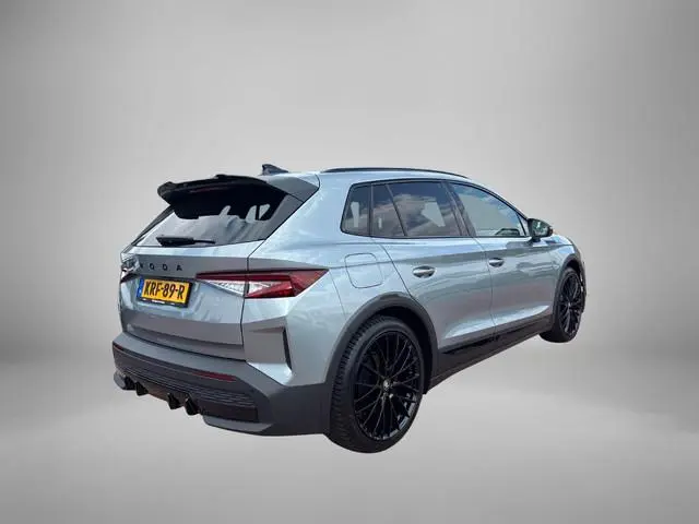 Skoda Elroq 85 Sportline | Business Upgrade Plus | Black Pack | 21'' inch lichtmetalen velgen incl....