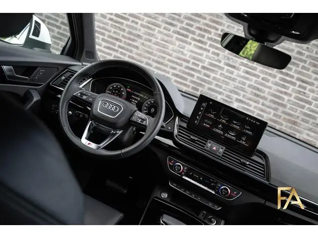 Audi Q5 Sportback 55 TFSI e S edition Competition Ruitleder|21Inch|Sfeer|B&O